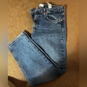Zara High Rise Dark wash straight jeans. Size 8